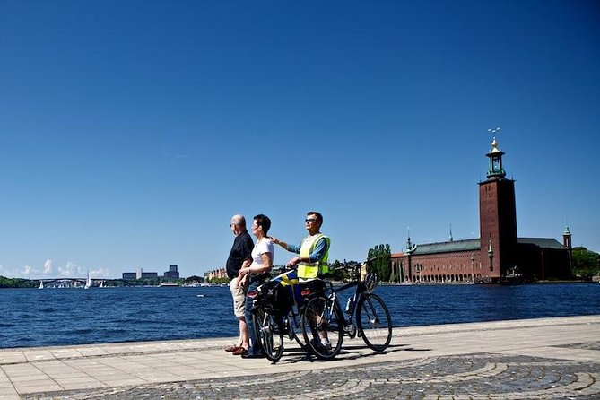 Stockholm at a Glance Bike Tour - Weather Policy