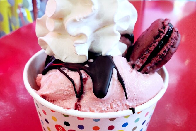 Taste the Vegas Strip: A Local's Food Tour Experience - Insider Tips on Local Dining and Entertainment