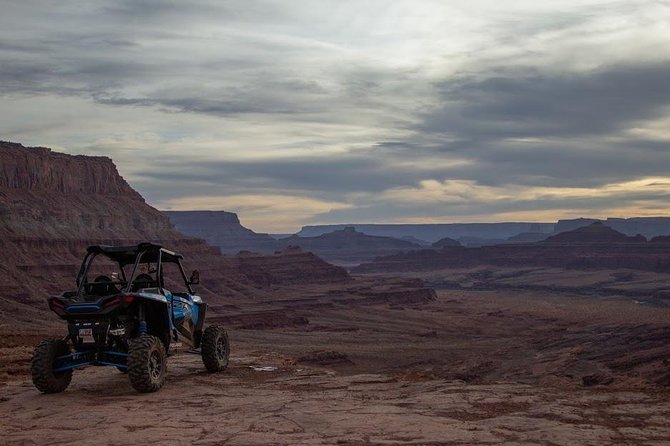 Thrilling 3.5 Hour You-Drive Fins N Things/Hells Revenge UTV Tour - Knowledgeable Guides