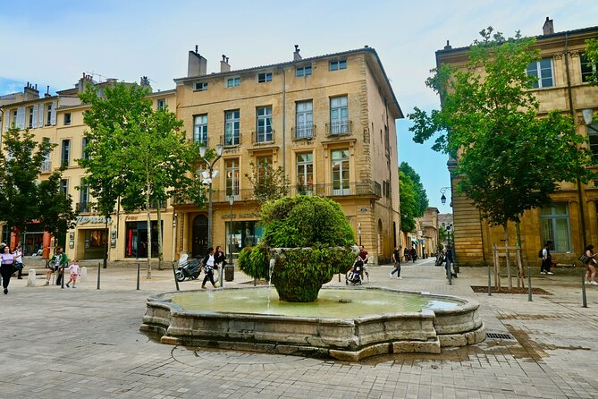 Time Flies in This Historical Tour of Aix-En-Provence - Engaging Storytelling and History