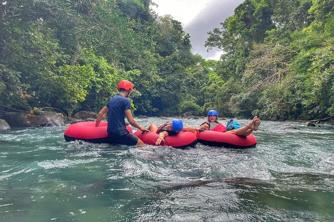 Tubing in Rio Celeste - Ideal Timing