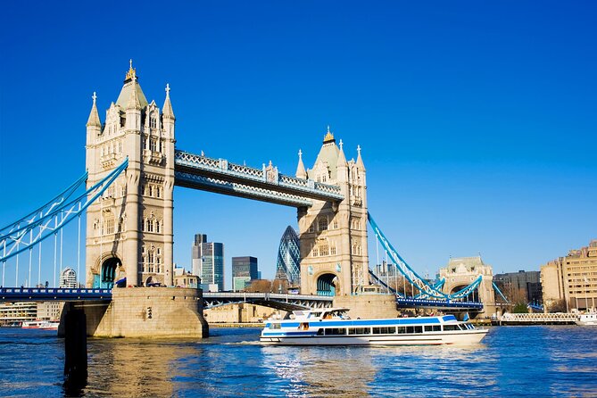 VIP Early Access: Opening Ceremony Tower of London & Bridge Entry - Tour the White Tower