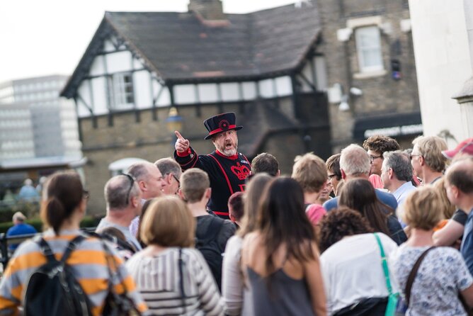 VIP Tower of London and Crown Jewels Tour With Private Beefeater Meet & Greet - Health and Safety Information