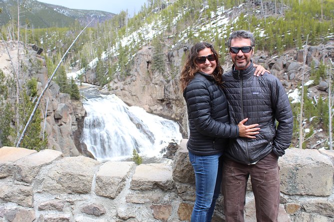 Yellowstone Lower Loop Full-Day Tour - Spotting Wildlife Along the Way