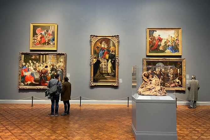 #1 Art Institute of Chicago Skip-the-Line Exclusive Guided Tour - Personalized Attention