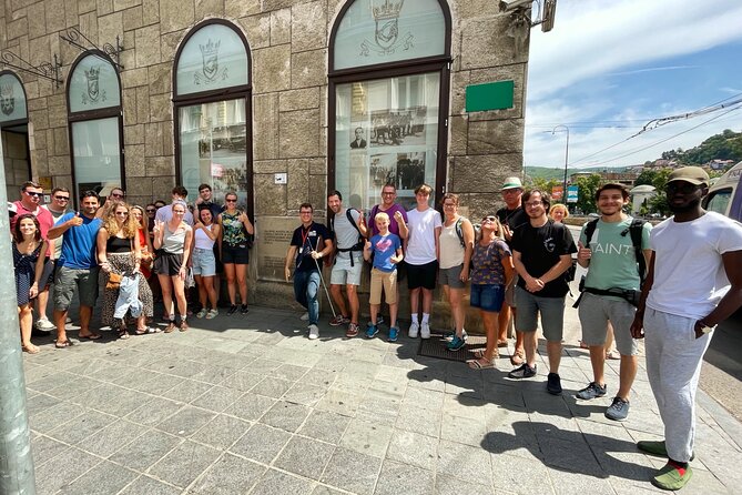 2 Hours Small Group Old Town of Sarajevo Walking Tour With Local Tour Guide - Experiencing Small Group Interactions