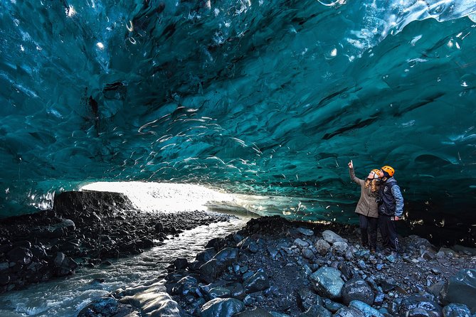 3-Day Ice Cave, South Coast, Golden Circle and Northern Lights - Pickup Details and Accessibility