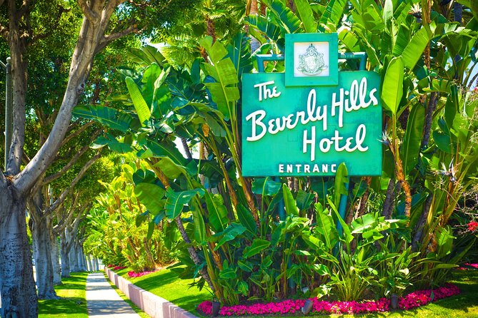 All Day LA Tour: Hollywood, Beverly Hills and Santa Monica - Dining at the Hollywood Farmers Market