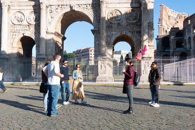Ancient Rome Guided Walking Tour: Colosseum, Forum and Palatine - Exploring the Palatine Hill