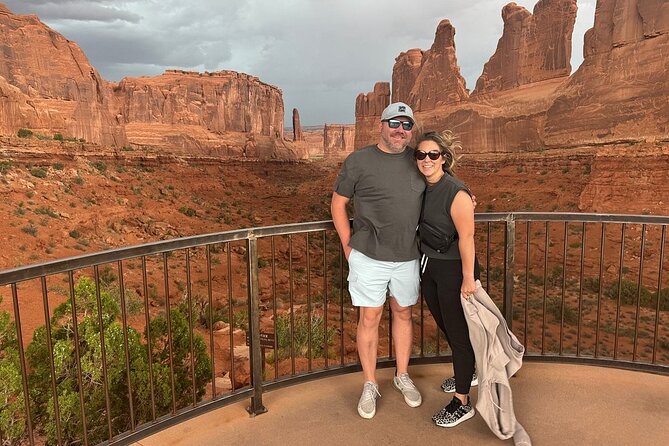 Arches National Park Scenic Tours From Moab - Accessibility and Physical Requirements