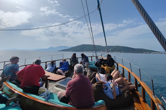 Athens Day Cruise - 3 Islands With Lunch Drinks Transfer Included - Getting to the Meeting Point