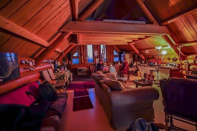 Aurora Viewing - Aurora Husky Lodge , Great View From Top of the Ridge - Viewing the Northern Lights From the Lodge