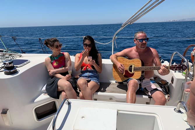 Barcelona Private Sailing Tour With Drinks for Family and Friends - Guest Reviews
