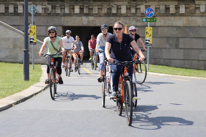 Budapest Historic Downtown Bicycle Tour in Small Groups - Exploring the City by Bicycle