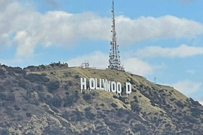 Celebrity and Lifestyle Hollywood Bus Tour - Guided Commentary