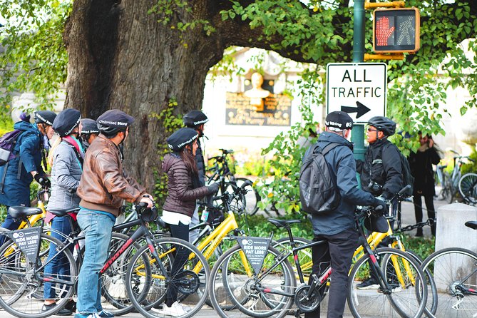 Central Park NYC Highlights Small-Group Bike Tour - Iconic Central Park Attractions