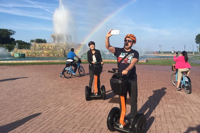 Chicago Landmarks & Museum Campus Small Group Segway Tour - Navigating the Streets of Grant Park