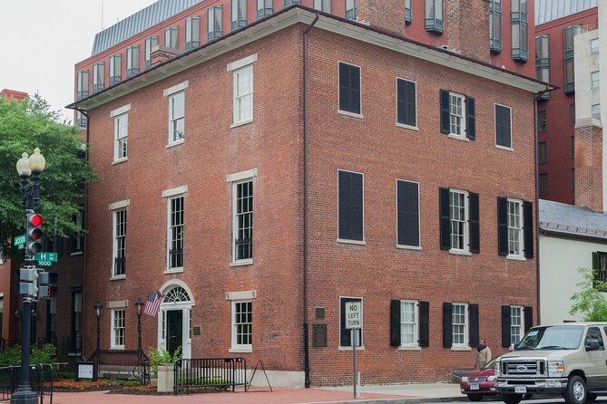 Dark Nights in D.C. - Walking Tour - Haunted Locations and Eerie Encounters