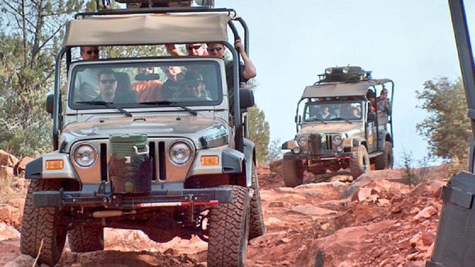 Diamondback Gulch 4x4 Open-Air Jeep Tour in Sedona - Tour Inclusions and Restrictions