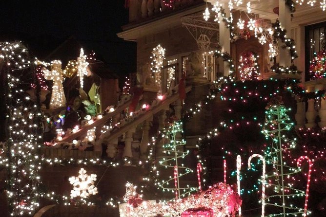 Dyker Heights Christmas Lights Tour - Traveler Experiences and Feedback