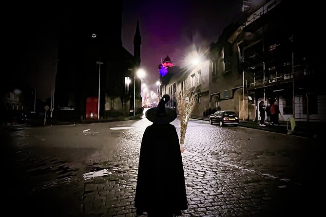 Edinburgh Witches Old Town Walking Tour & Underground Vault - Captivating Storytelling and Character Guiding