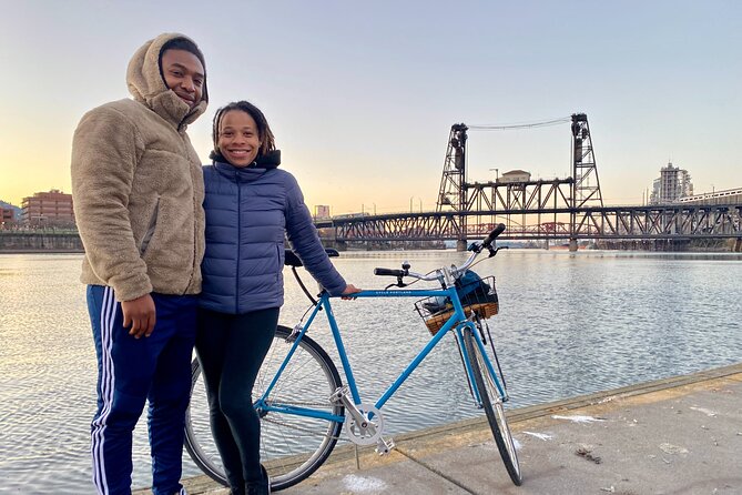 Essential Portland Oregon Bike and E-Bike Tour! - Engaging With Knowledgeable Guides