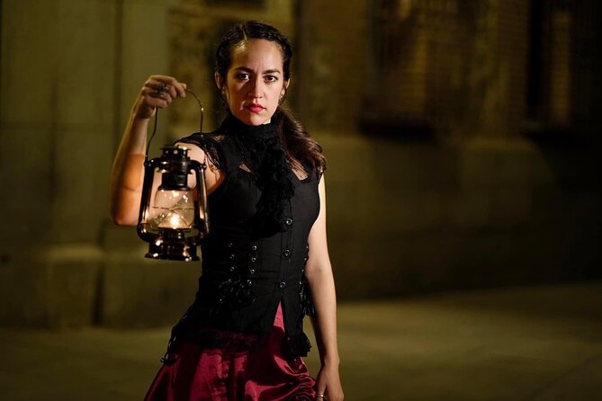 Evening Walking Tour: Spanish Inquisition & Legends of Old Madrid - Accessibility and Logistics