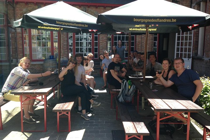 Gastronomic Tour: A Taste of Bruges - Engaging Guides: Knowledge and Culture