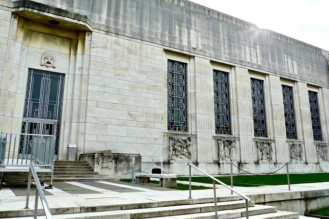 Ghosts of D.C. - Walking Tour - Engaging Storytelling and Atmosphere