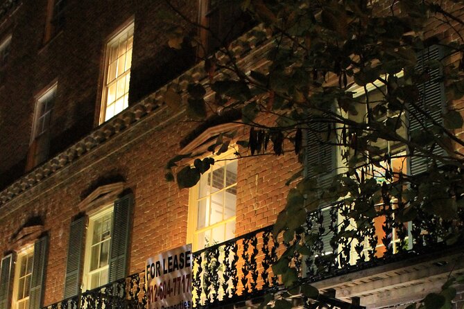 Haunted Savannah Booze and Boos Ghost Walking Tour - Exploring Savannahs Haunted History