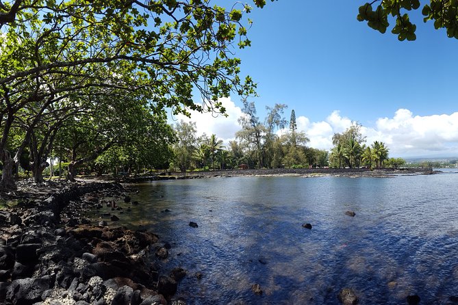 Hilo Shore Excursion: Active Volcano, Lava Tube, Waterfall and Gardens - Indulging in Chocolate Tastings at a Local Factory