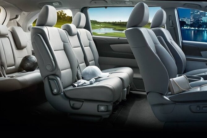 Honolulu Airport & Waikiki Hotels Private Transfer by Minivan (Up to 5 People) - Stress-Free Airport Transfers