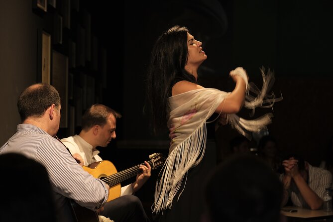 Ideal Fado Club - Inclusive Experience Details