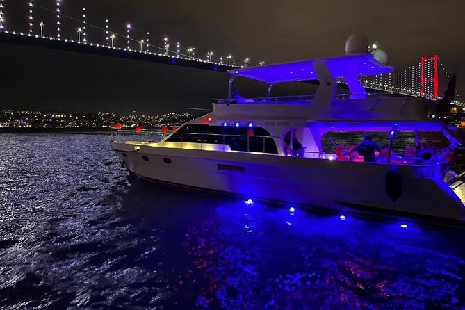 Istanbul: Small-Group Yacht Cruise With Snacks, Sunset or Daytime - Exploring Istanbul by Sea