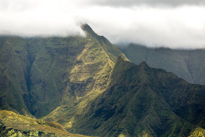 Kauai Exclusive Helicopter Tour: Land & Explore Olokele Canyon - Meeting and Safety Considerations