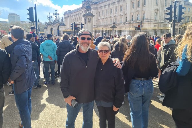 London Sightseeing Private Black Cab Tour With Hotel Pick up - Touring Londons Top Attractions