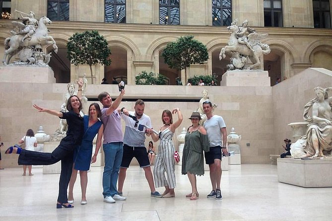 Louvre: Highlights and Hidden Pearls in MINI Groups/Skip the Line - The Benefits of a Small-Group Tour