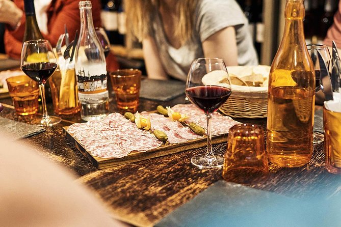 Lyon Old Town Food Tour With Local Specialties Tasting & Lunch - Tasting Experiences