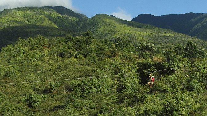 Maui Epic Zipline Adventure: Soar Above Valleys & Islands Views - Interacting With Knowledgeable and Engaging Guides