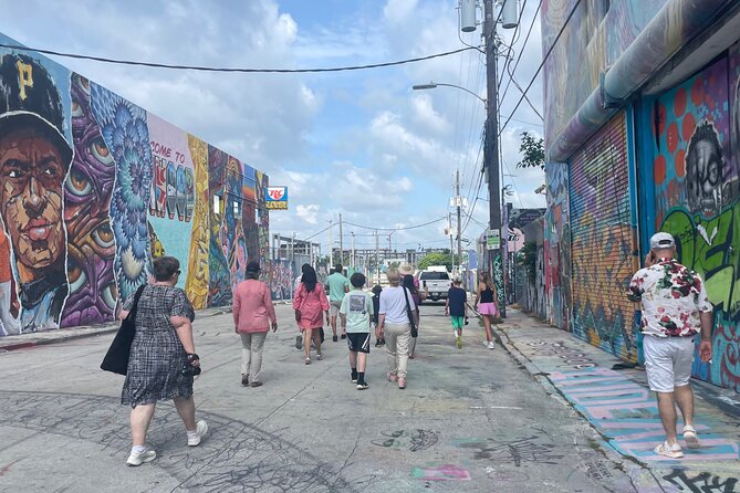 Miami Sightseeing and Millionaire Row Boat Tour - Customer Feedback and Experience