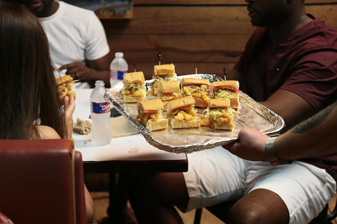 New Orleans Food and History Walking Tour - Savoring the Flavors of New Orleans