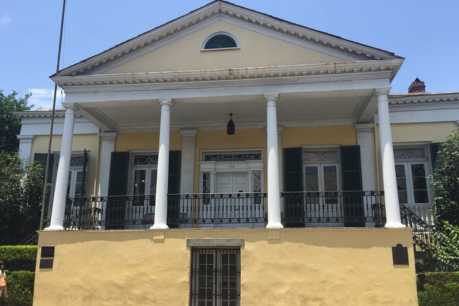 New Orleans French Quarter Architecture Walking Tour - Tour Accessibility
