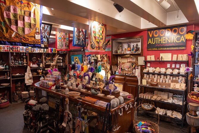 New Orleans Spirits & Spells: Witchcraft, Voodoo, and Ghost Tour - Visiting a Real Witchs Coven Temple