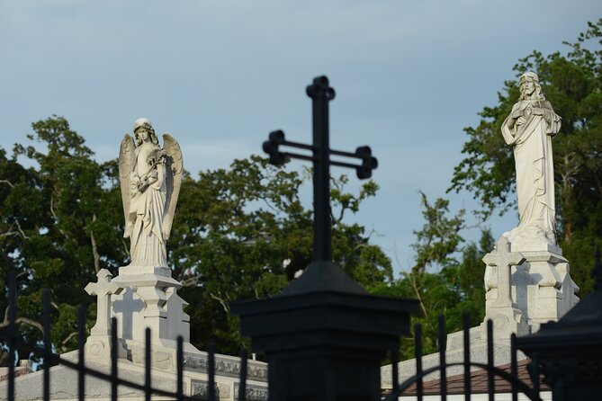 New Orleans St. Louis Cemetery No. 3 Walking Tour - Insight From the Tour Guide