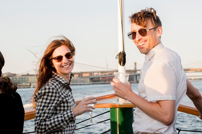New York City Sunset Cruise on a Yacht - Relaxing Atmosphere on the Water