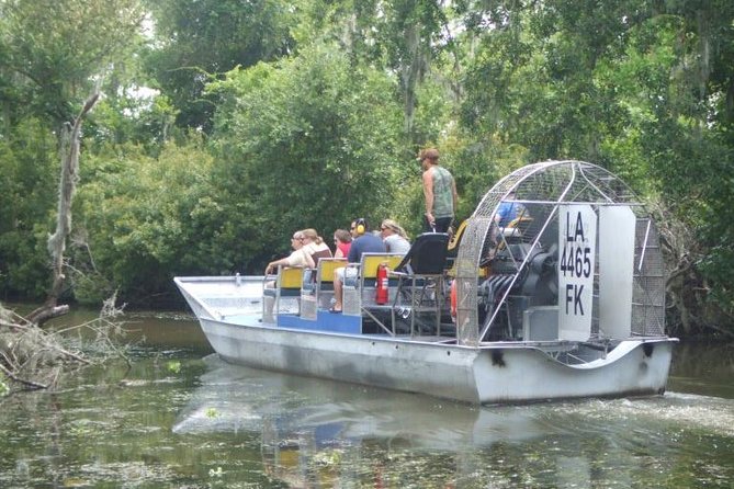 Oak Alley Plantation and Large Airboat Swamp Tour From New Orleans - Thrilling Swamp Airboat Tour
