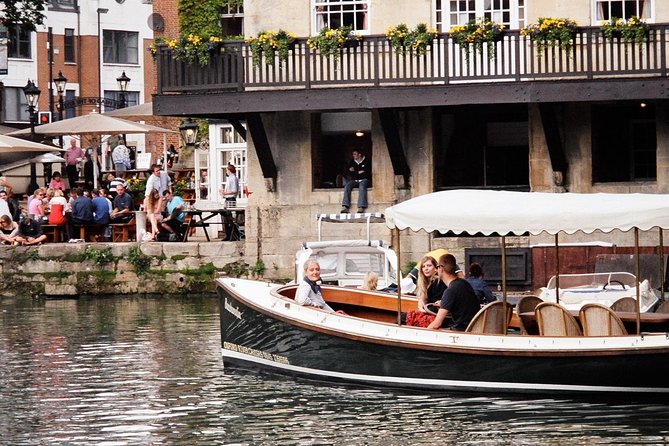 Oxford Sightseeing Picnic River Cruise - The Sights Along the Thames