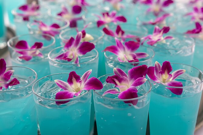 Paina Waikiki Luau at Waikiki Beach Marriott - Atmosphere and Ambiance