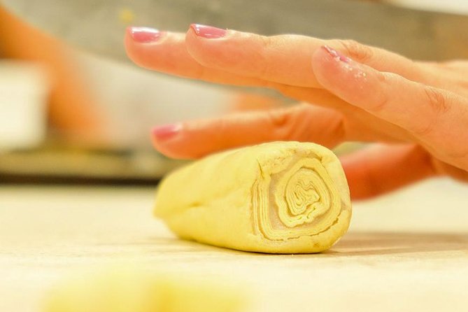 Pastel De Nata Masterclass at a Real Bakery in Lisbon - Accessibility and Additional Information
