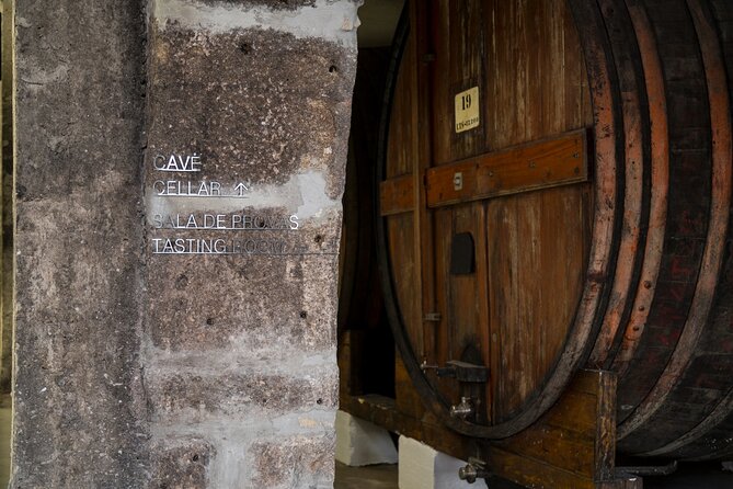 Port Wine Tour | 3 Cellars | 7 Tastings | 12 Participants Maximum - Knowledgeable Guides
